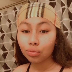 Meet your Posher, Raquel